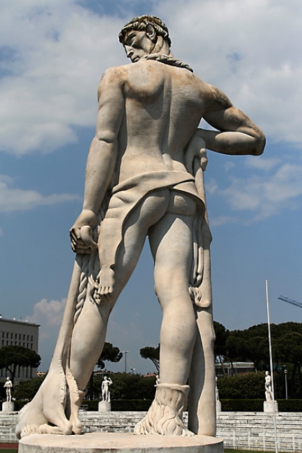 Stadio dei marmi 383